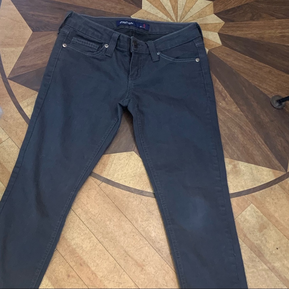 JUST USA skinny jeans. Style # 20385